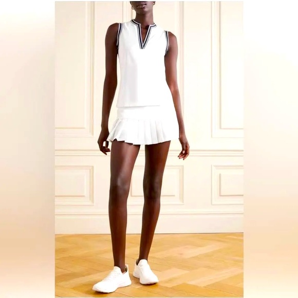 Tory Burch White Pleated Golf Tennis Mini Skirt with Shorts Size Medium - Picture 3 of 16